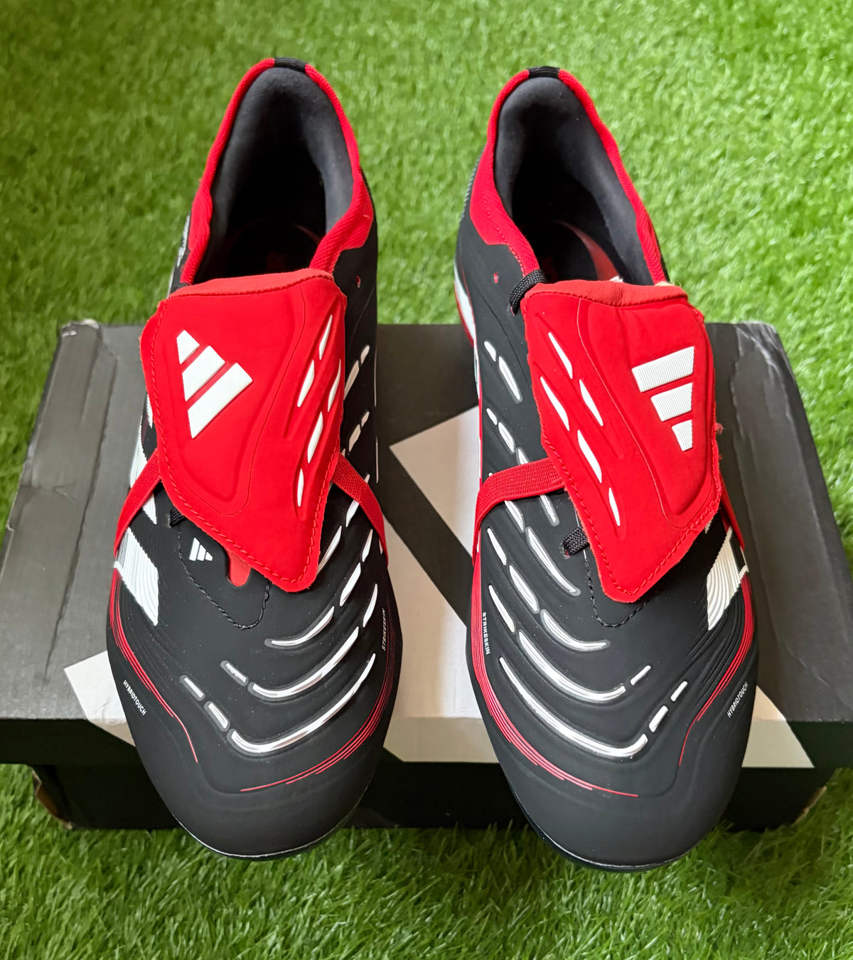 Adidas Predator FT Pro ‘Moments’