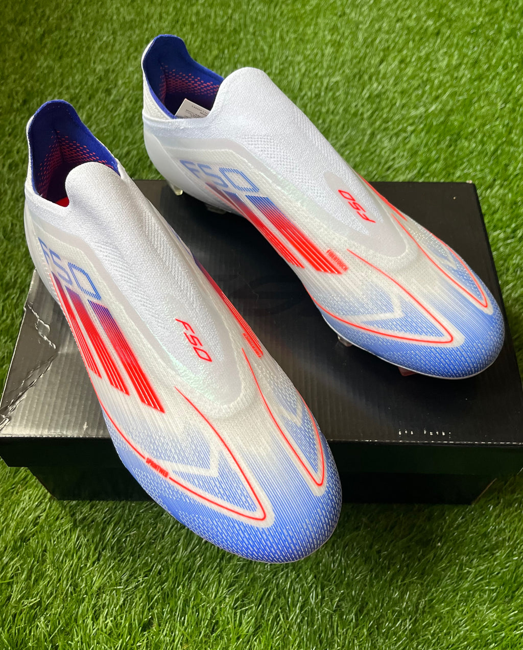 Adidas F50 Elite Laceless FG