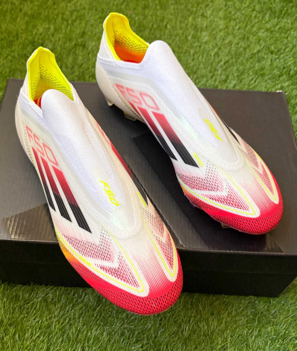 Adidas F50 Elite FG Laceless