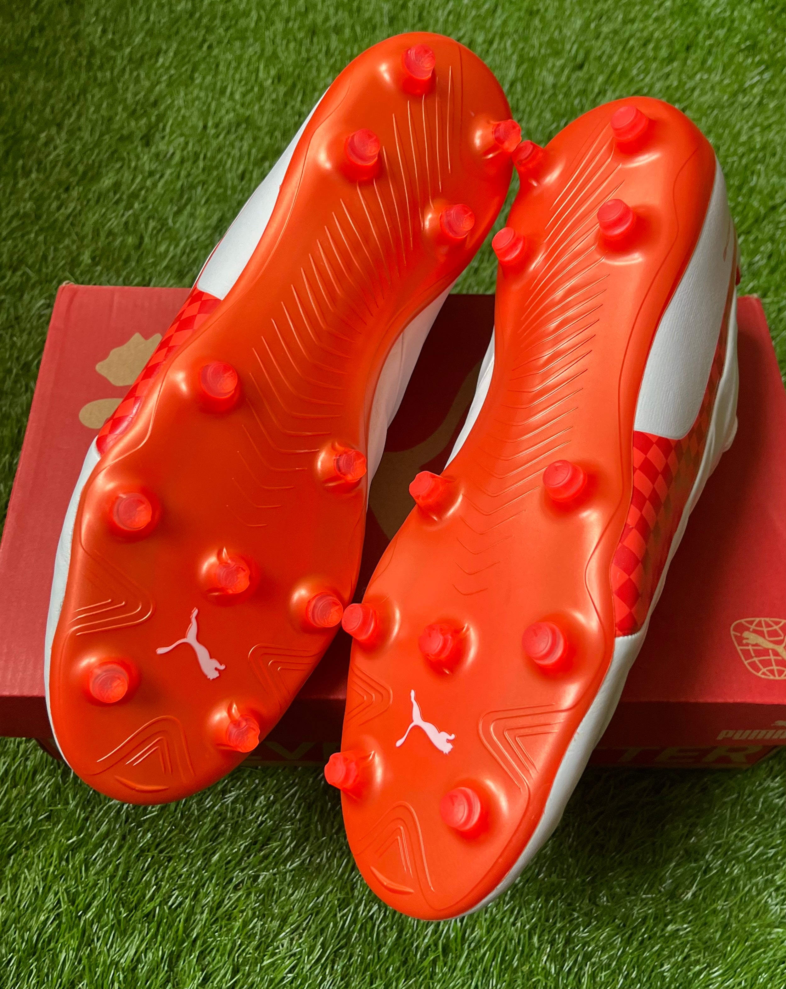 Puma King Platinum FG ‘Porsche’