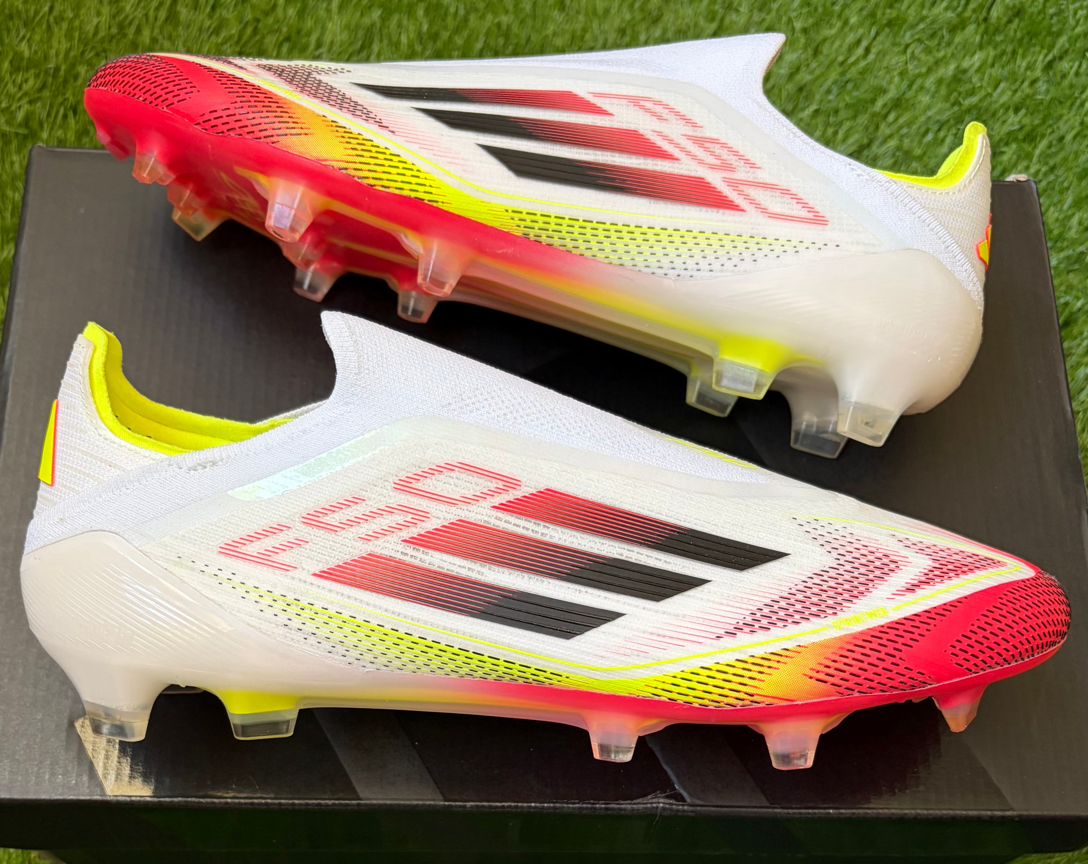 Adidas F50 Elite FG Laceless