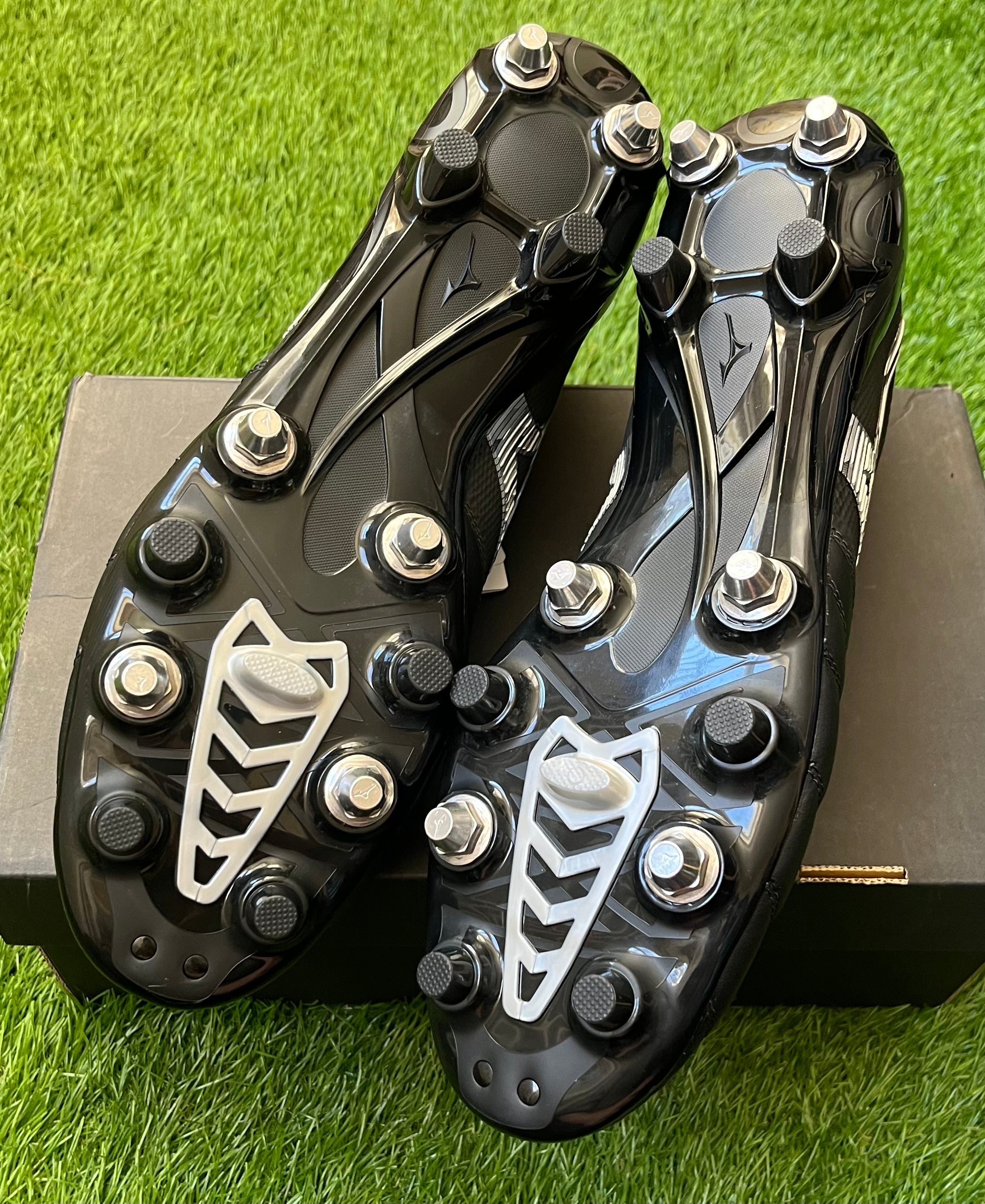 Mizuno Morelia Neo IV Elite SG Japan