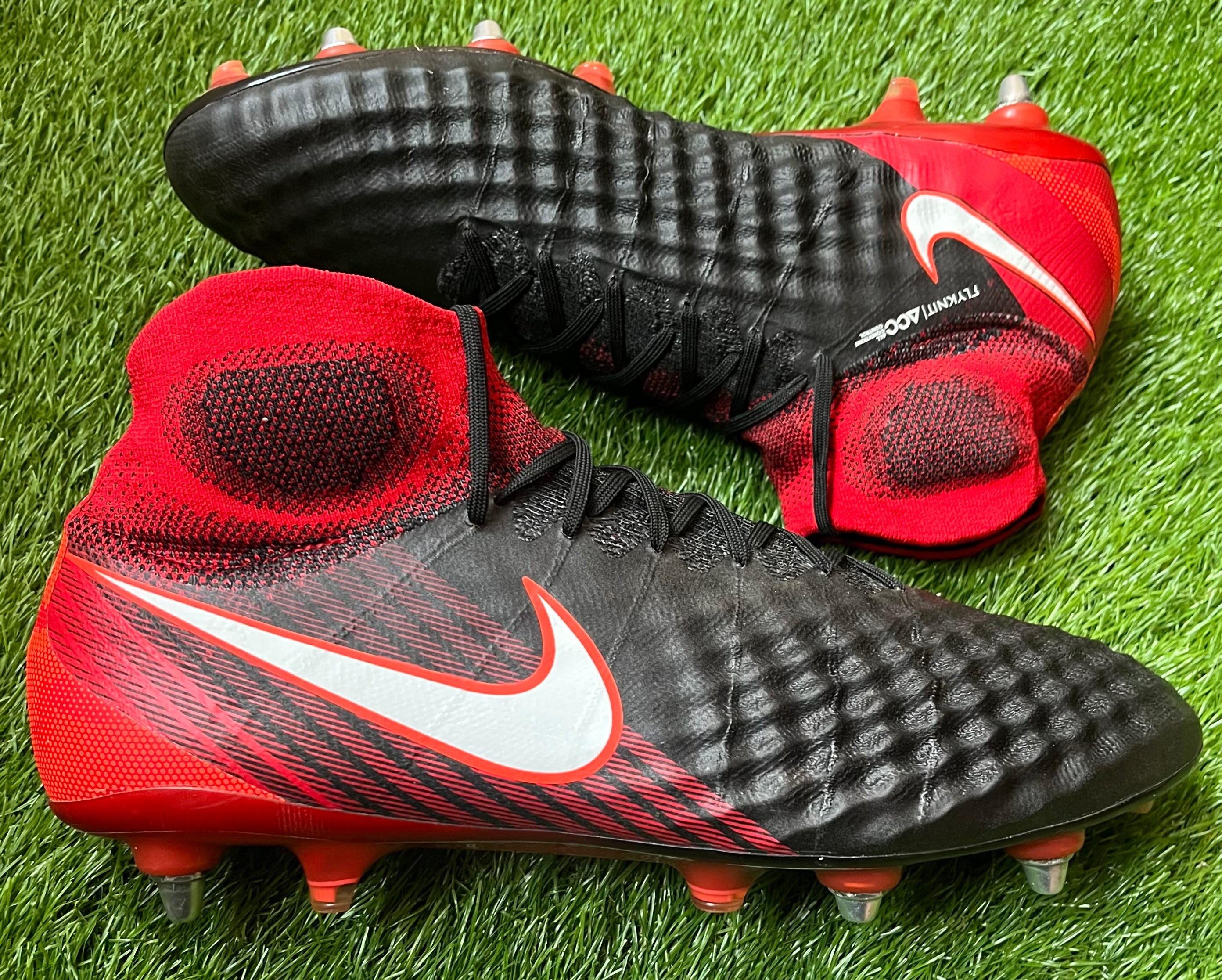 Nike Magista Obra SG Pre Owned