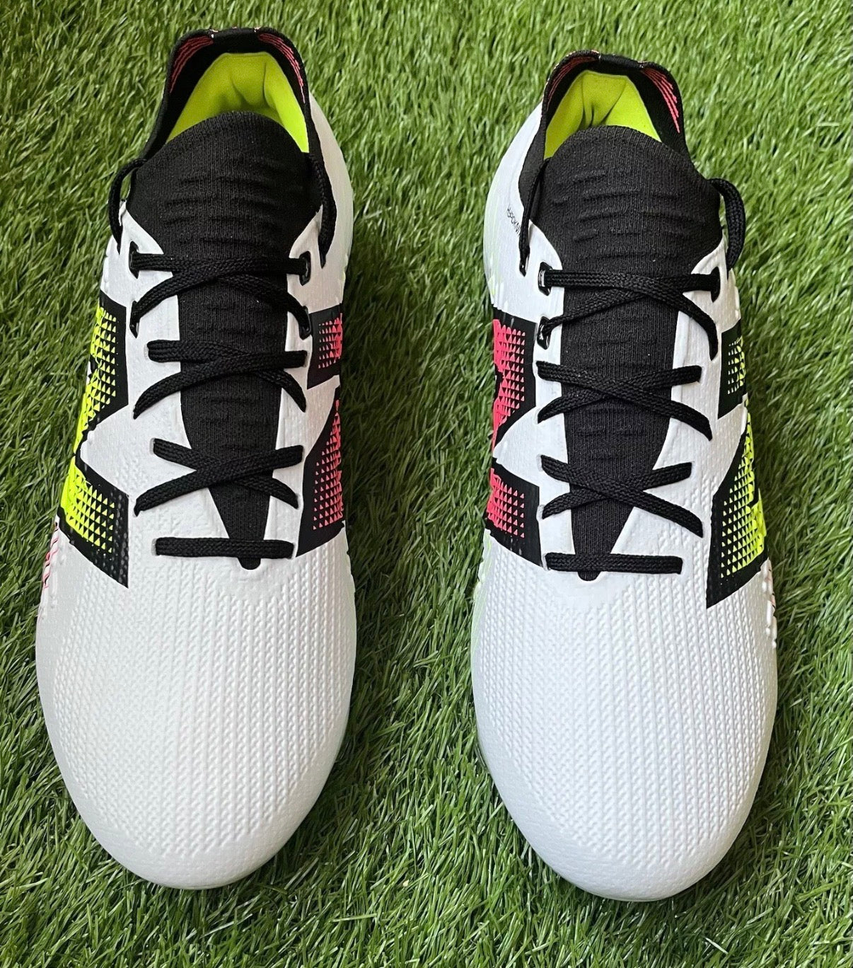 New Balance Tekela V4+ FG