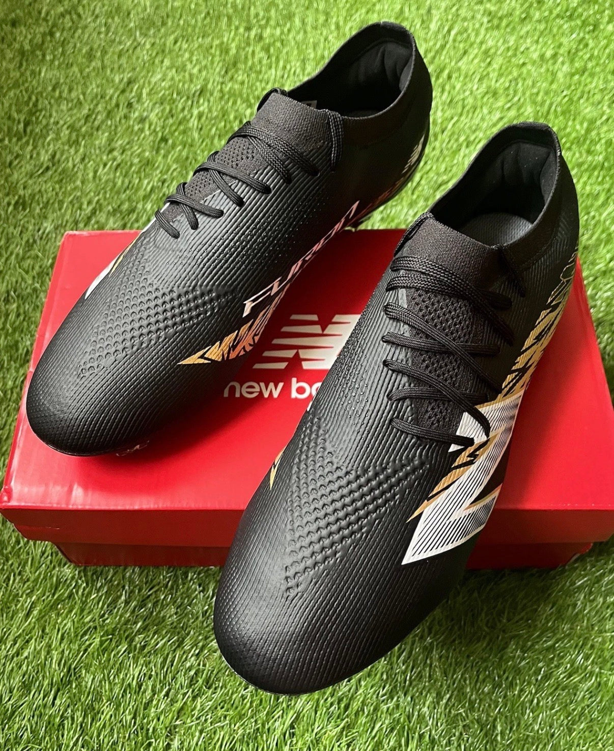 New Balance Furon V8+ Elite FG