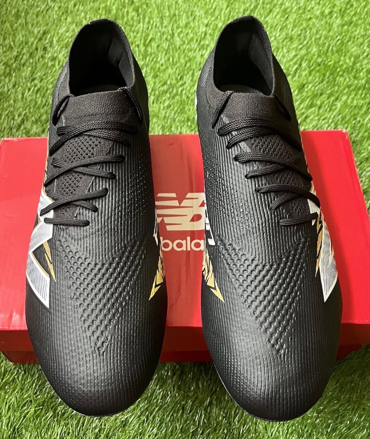 New Balance Furon V8+ Elite FG