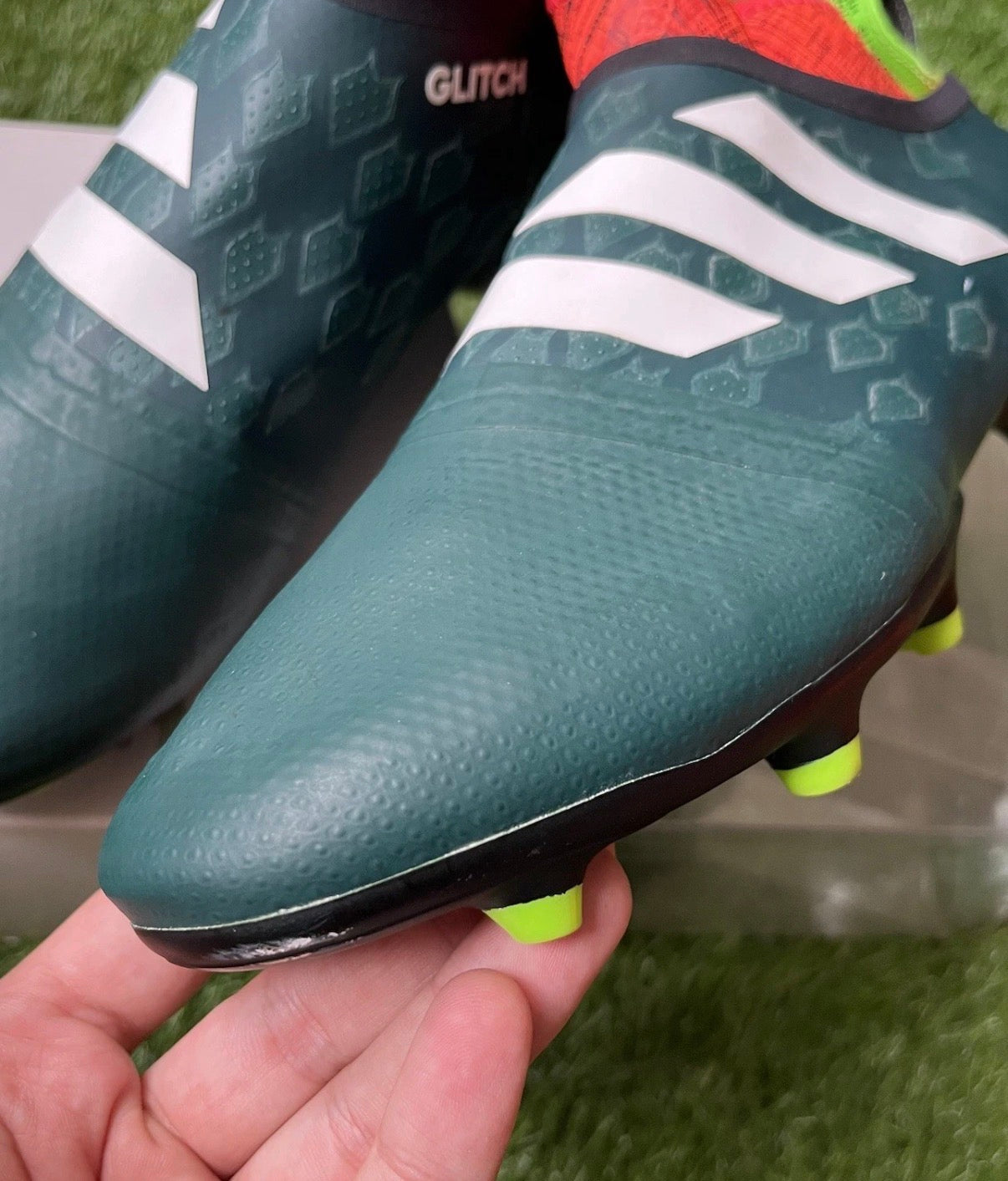 Adidas Glitch FG