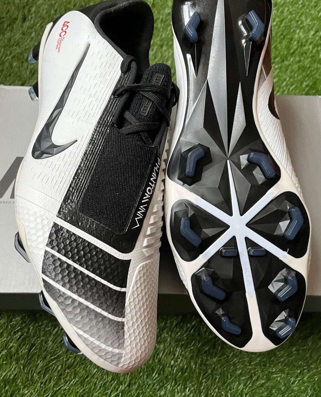 Nike Phantom Venom Elite ‘DNA’