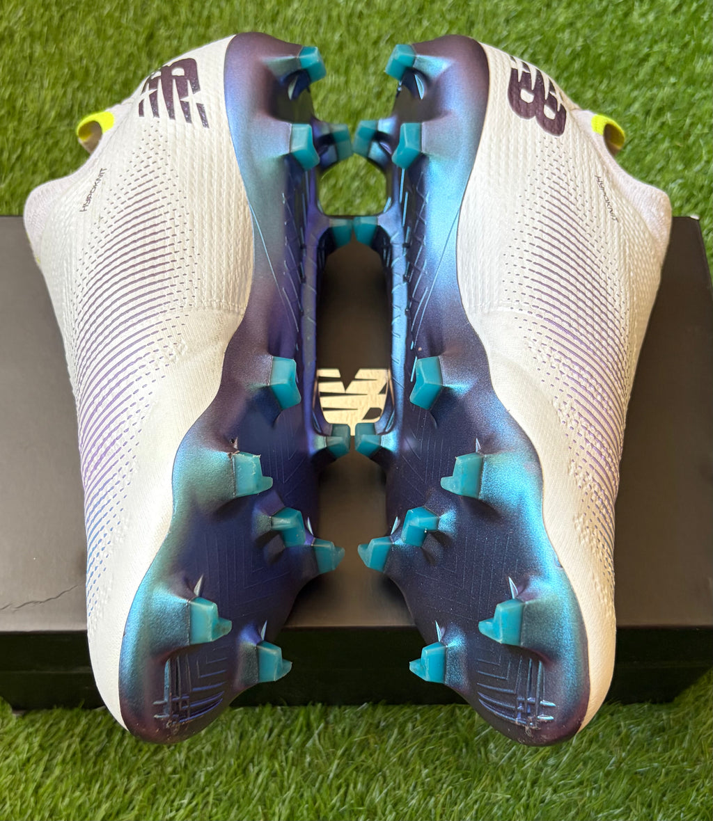 New Balance Furon V7+ Pro FG