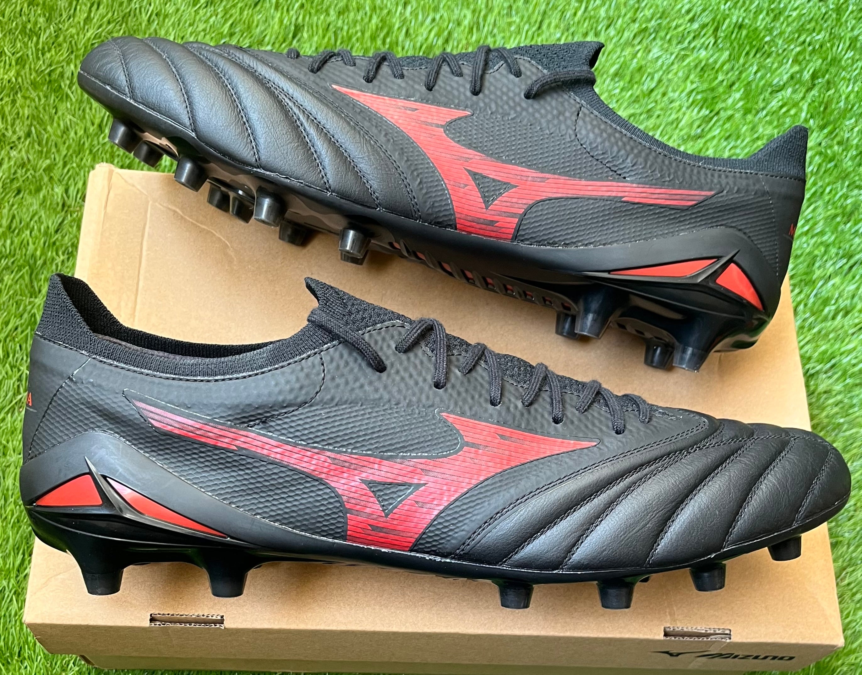 Mizuno Morelia Neo IV Beta Elite Pre Owned