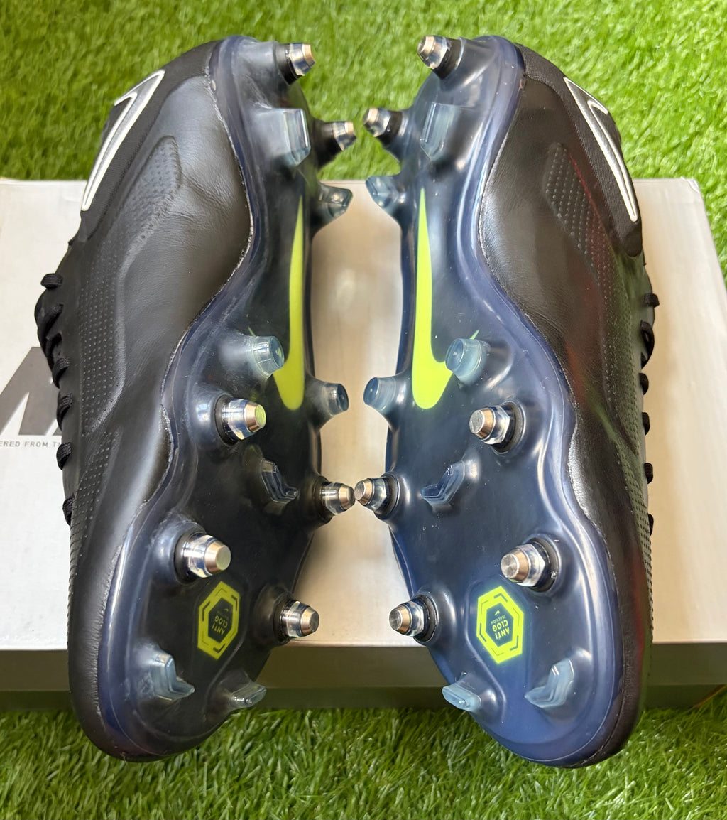 Nike Tiempo Legend 9 Elite SG Pre Owned