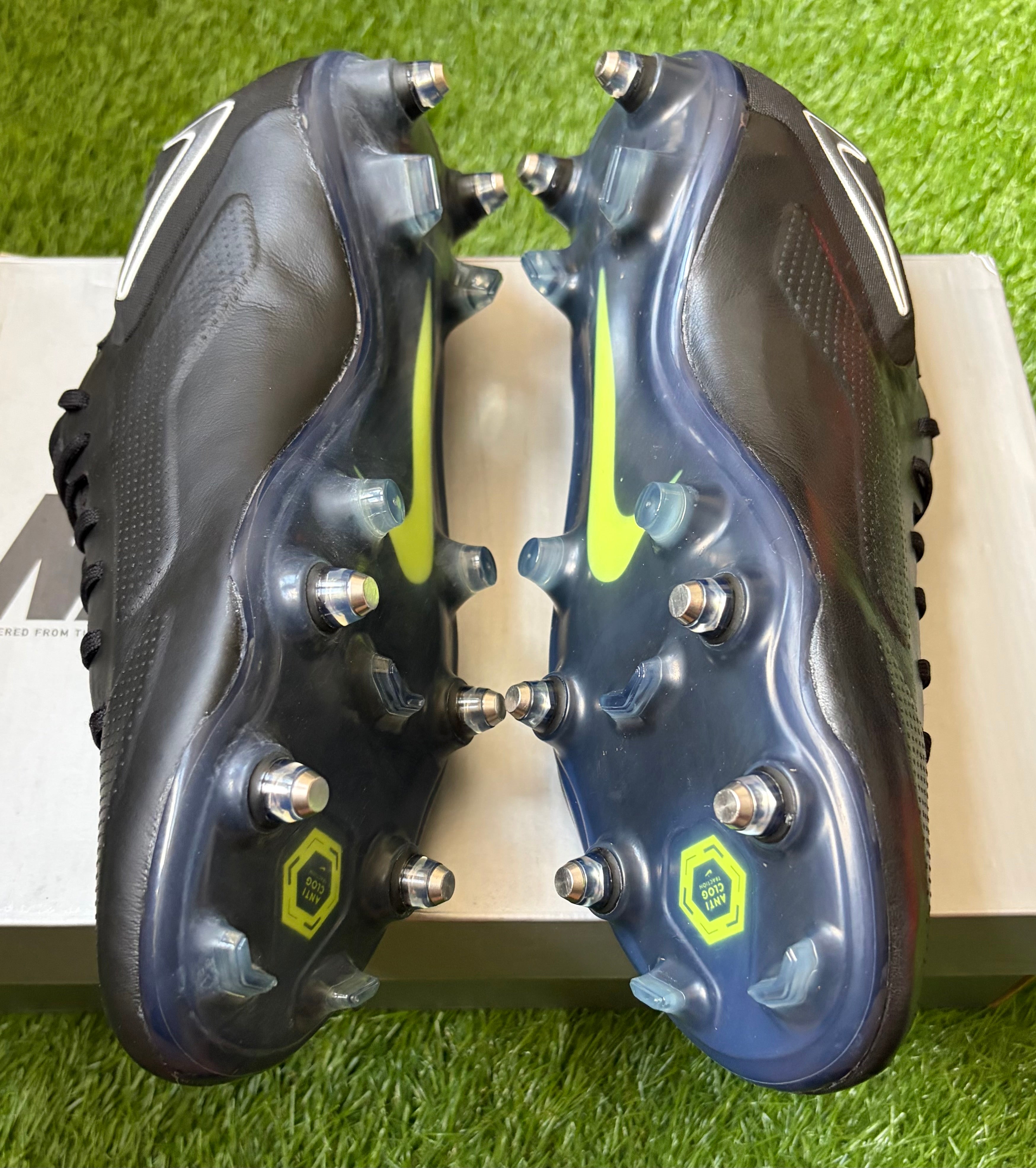 Nike Tiempo Legend 9 Elite SG Pre Owned
