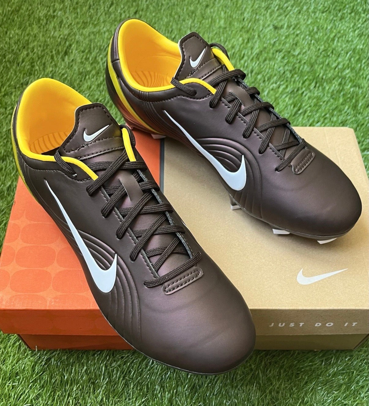Nike Mercurial Vapor 1 SE FG R9