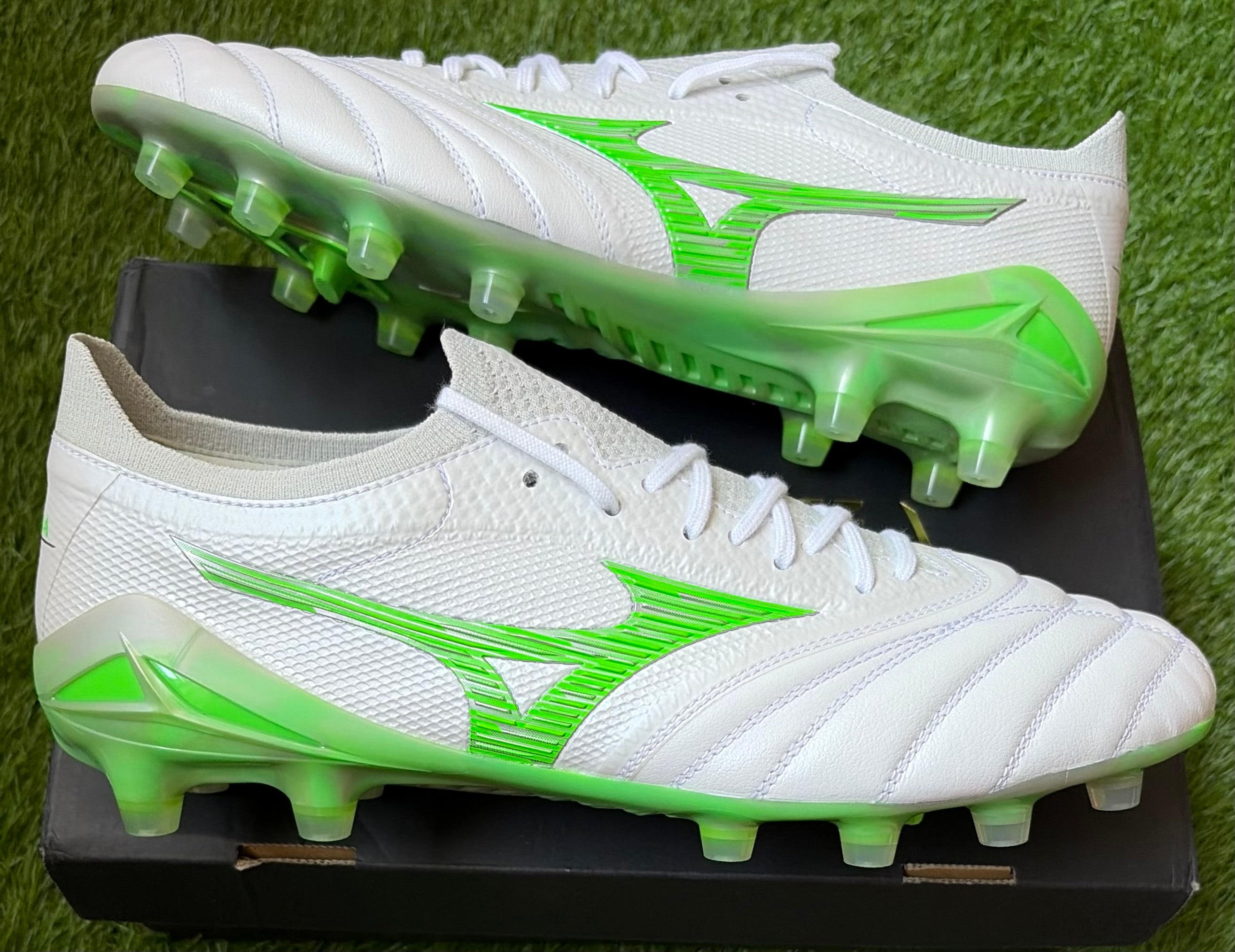 Mizuno Morelia Neo IV Elite Japan