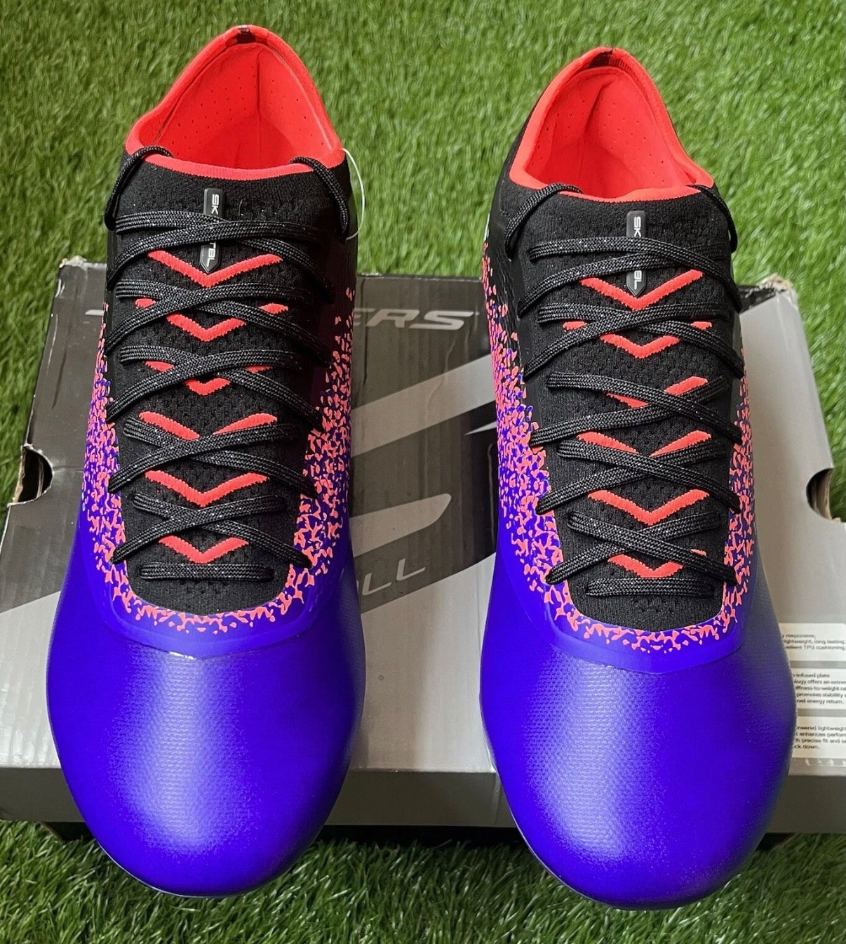 Sketchers Razor Elite SG