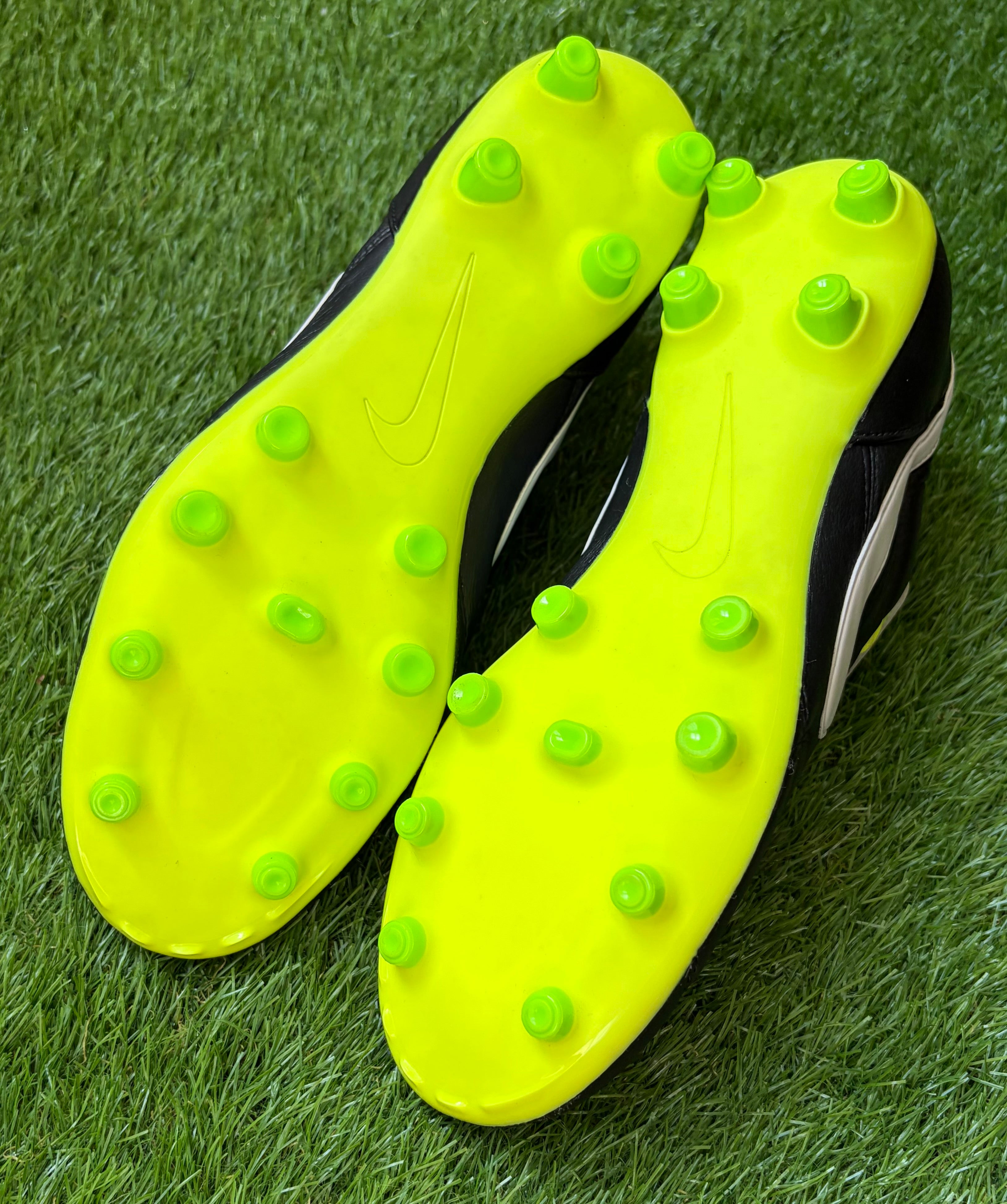 Nike Premier 2 FG Pre Owned