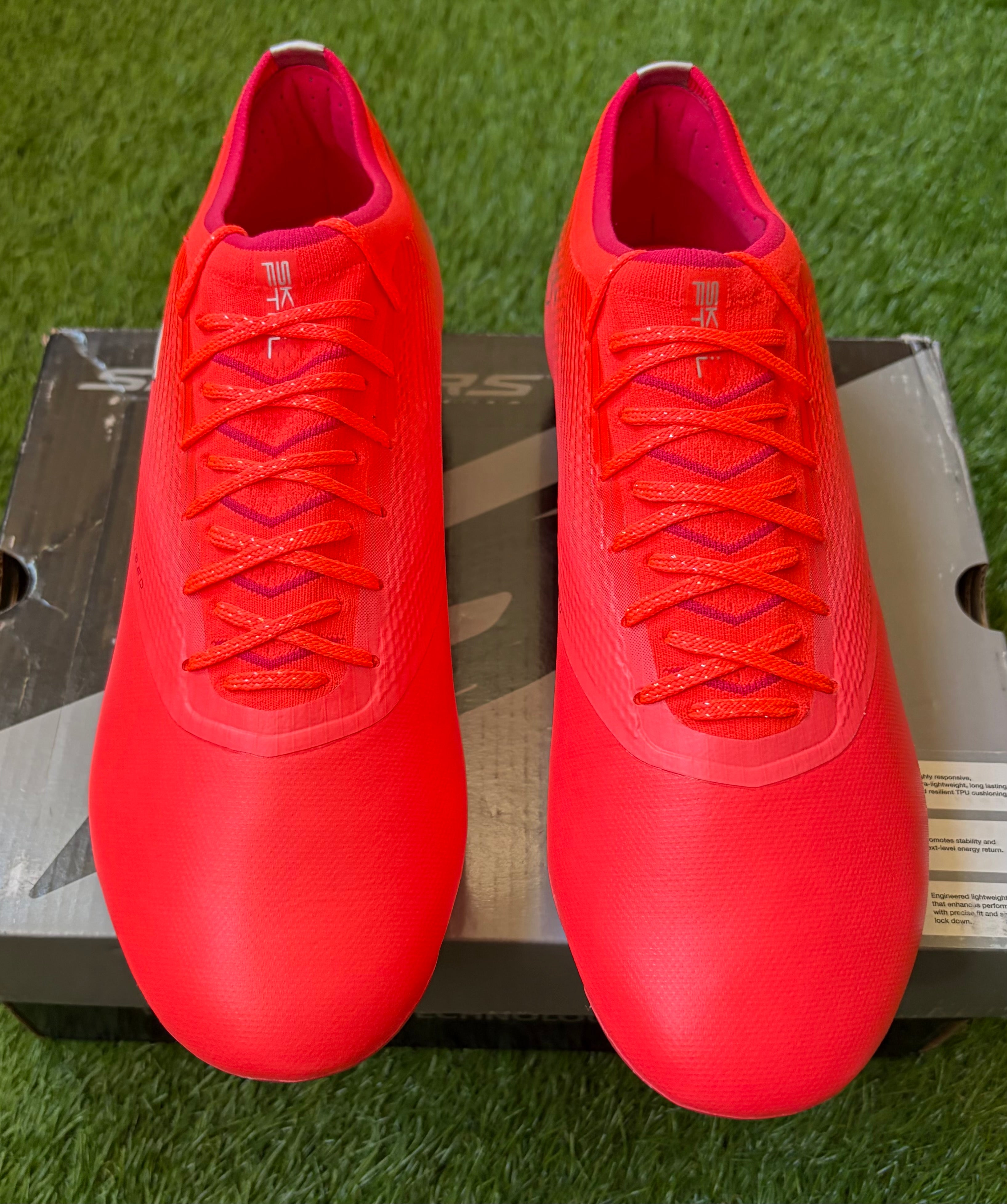 Sketchers Razor Elite FG