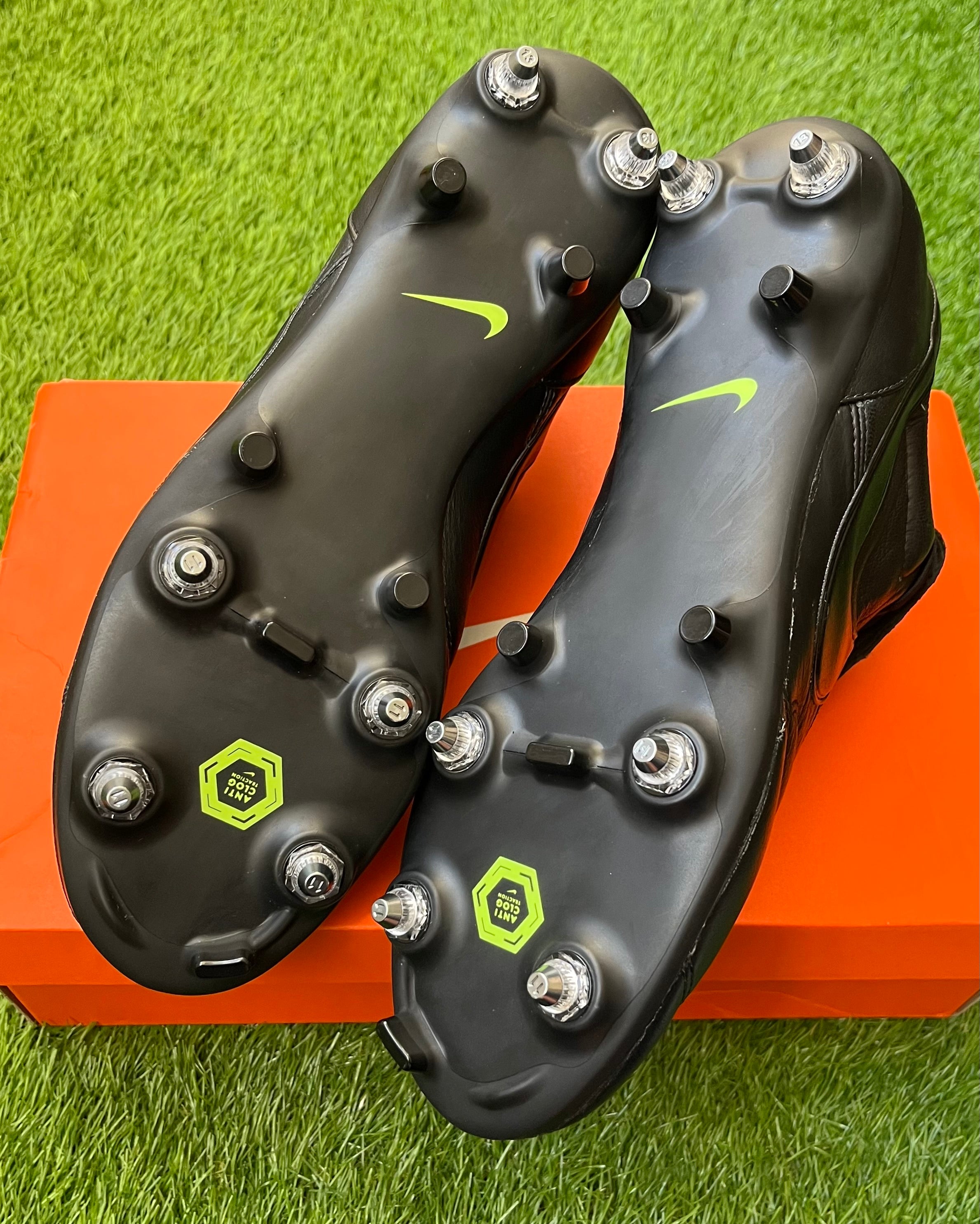 Nike Premier 2 SG