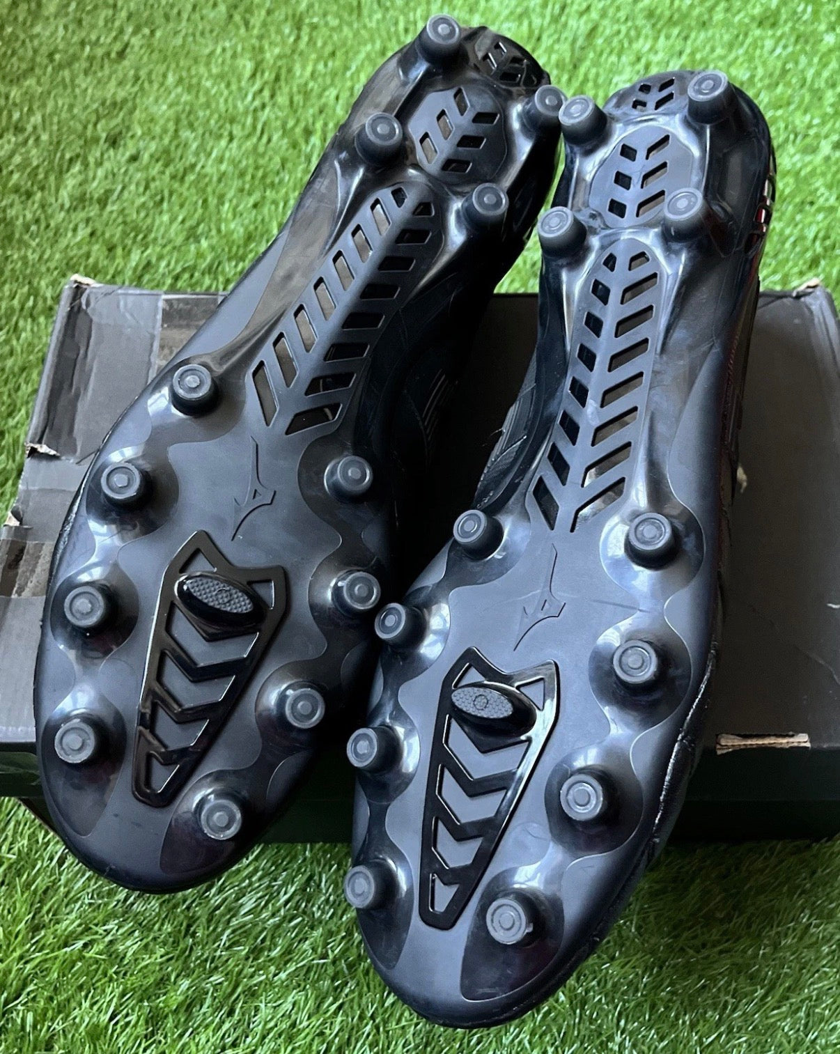 Mizuno Morelia Neo 3 Elite Made in Japan Pre Owned