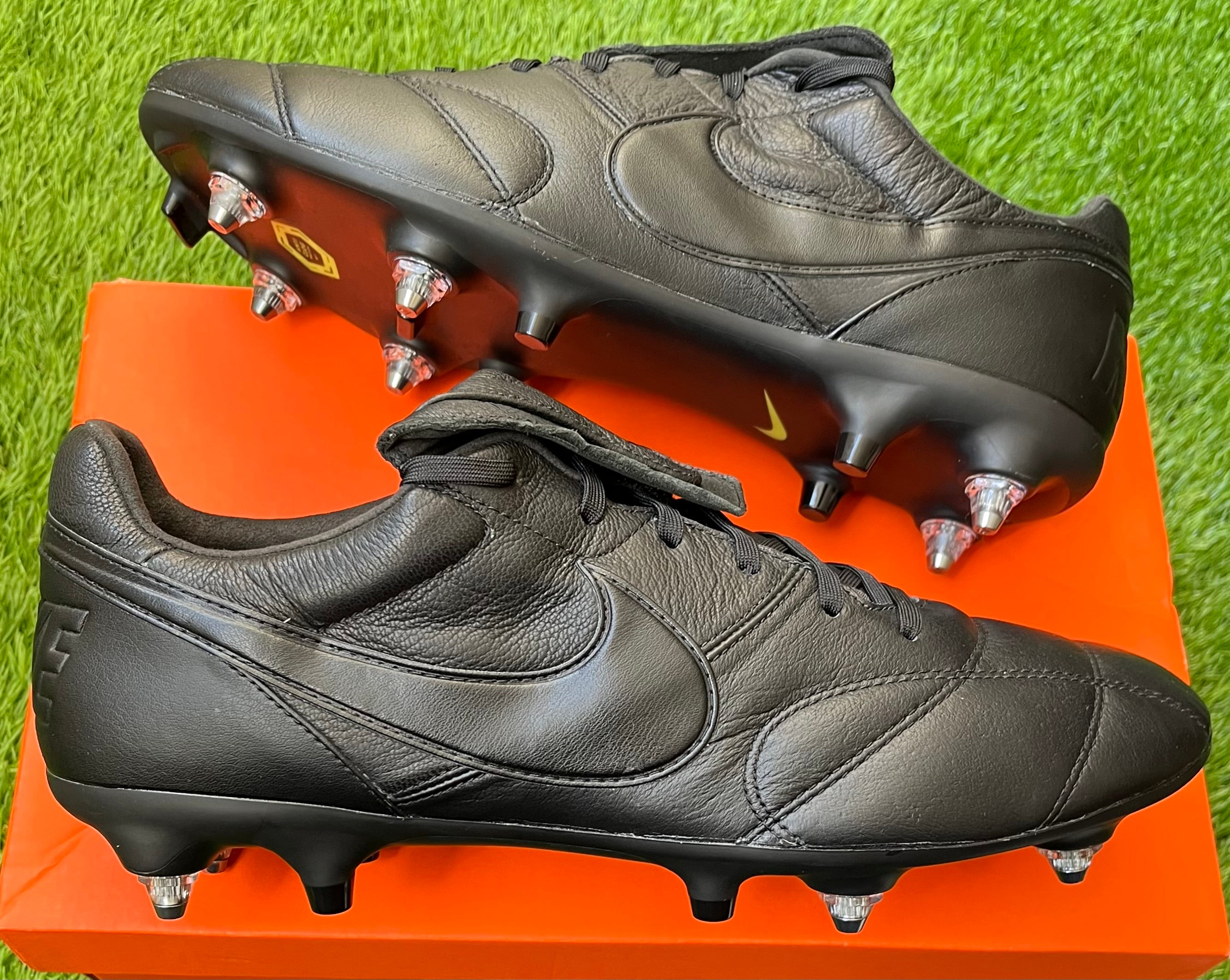 Nike Premier 2 SG