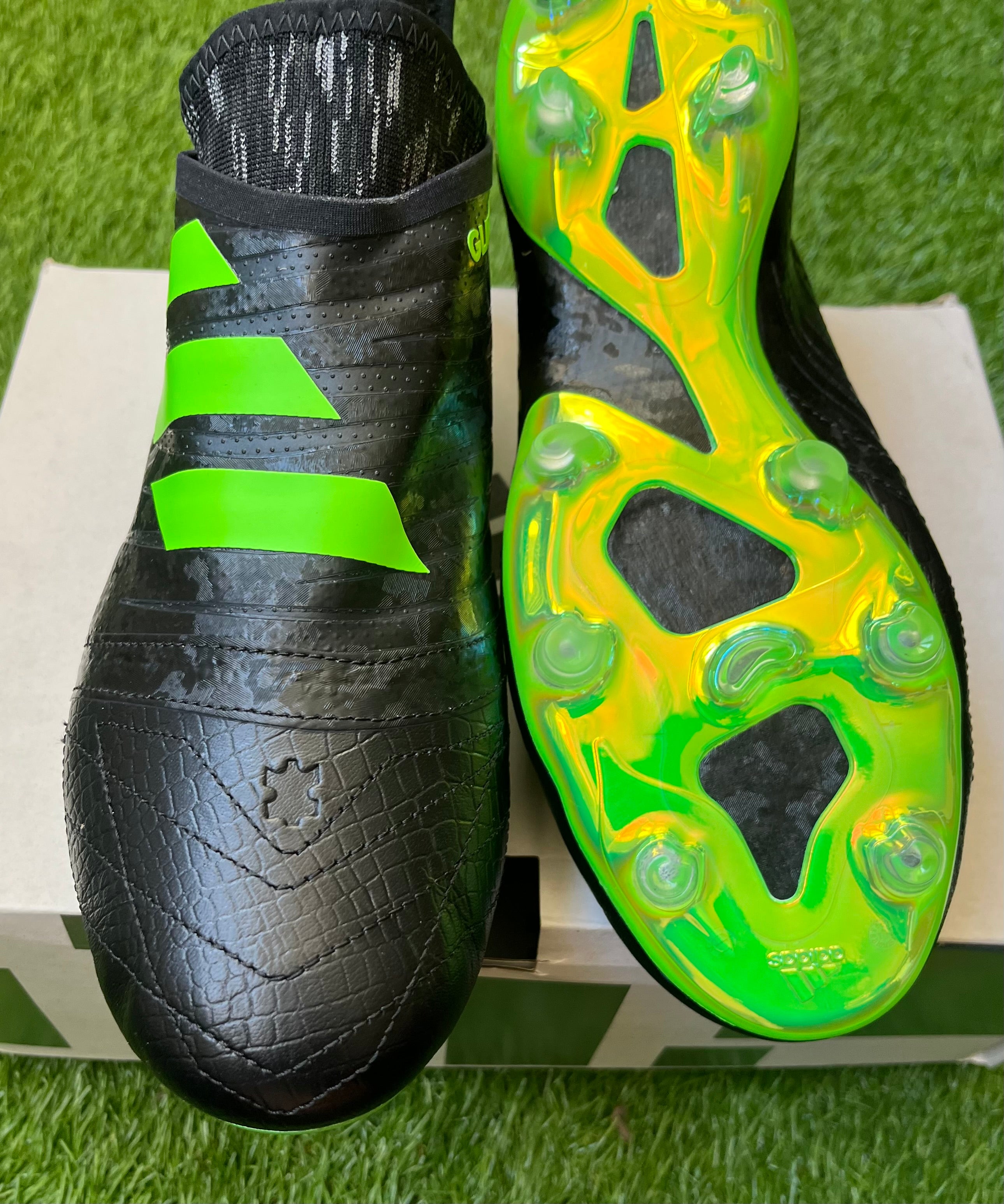 Adidas Glitch FG