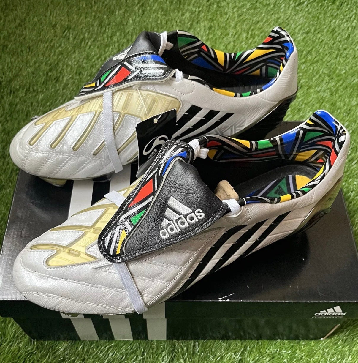 Adidas Predator Powerswerve SG