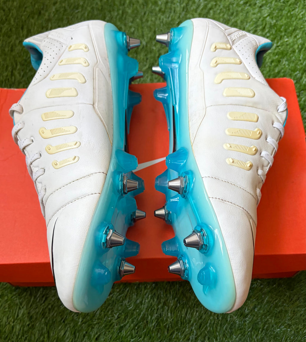 Nike CTR360 Maestri SG Pre Owned