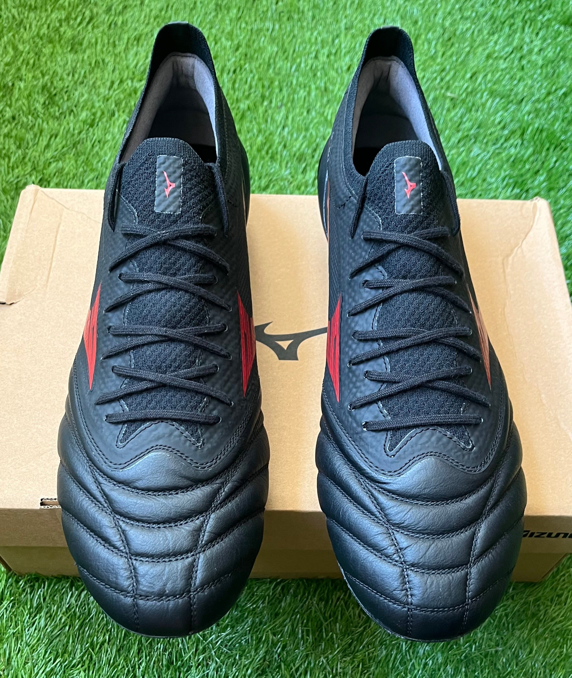 Mizuno Morelia Neo IV Beta Elite Pre Owned