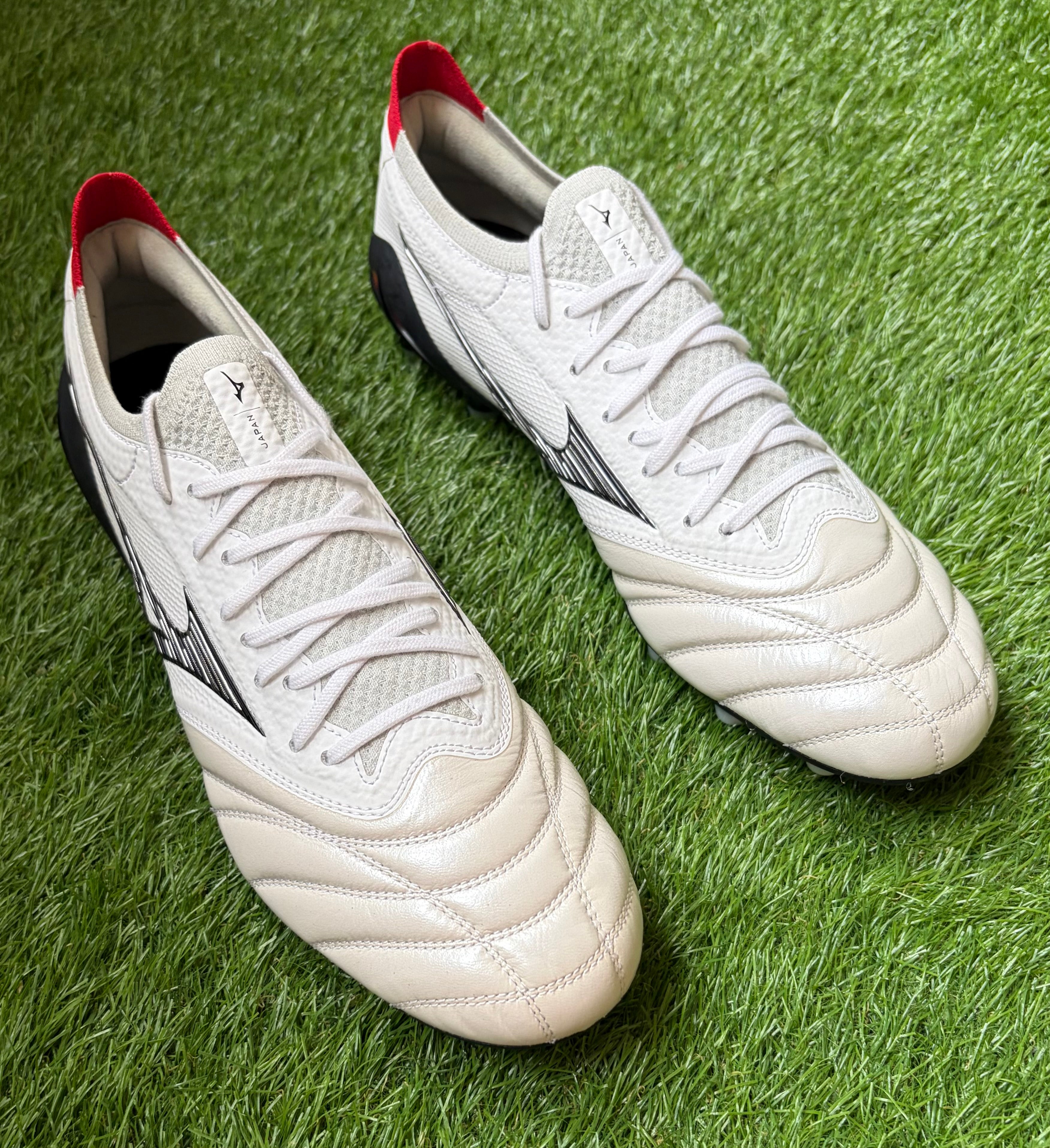 Mizuno Morelia Neo IV Elite Japan