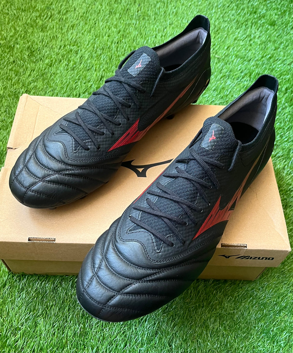 Mizuno Morelia Neo IV Beta Elite Pre Owned