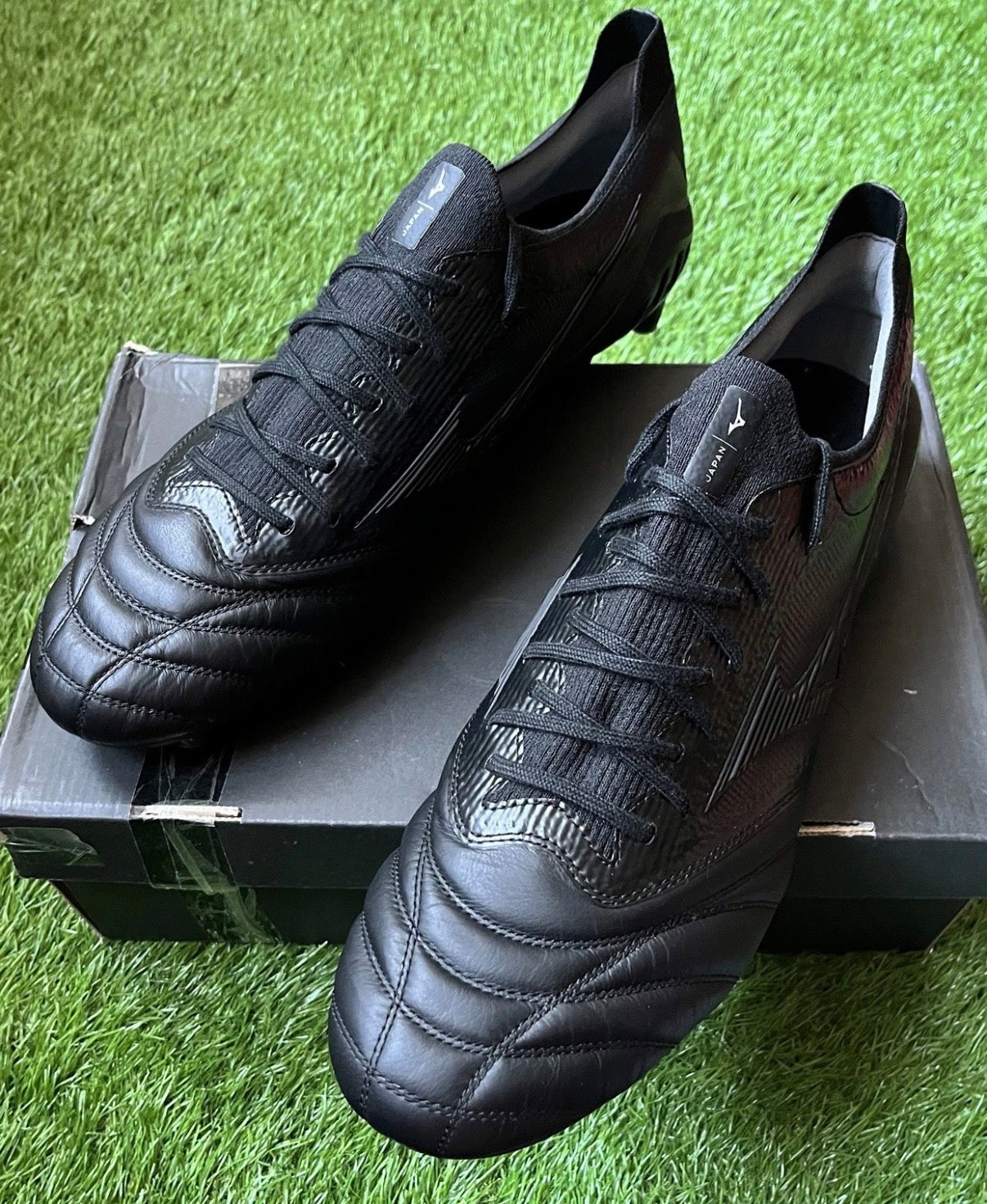 Mizuno Morelia Neo 3 Elite Made in Japan Pre Owned