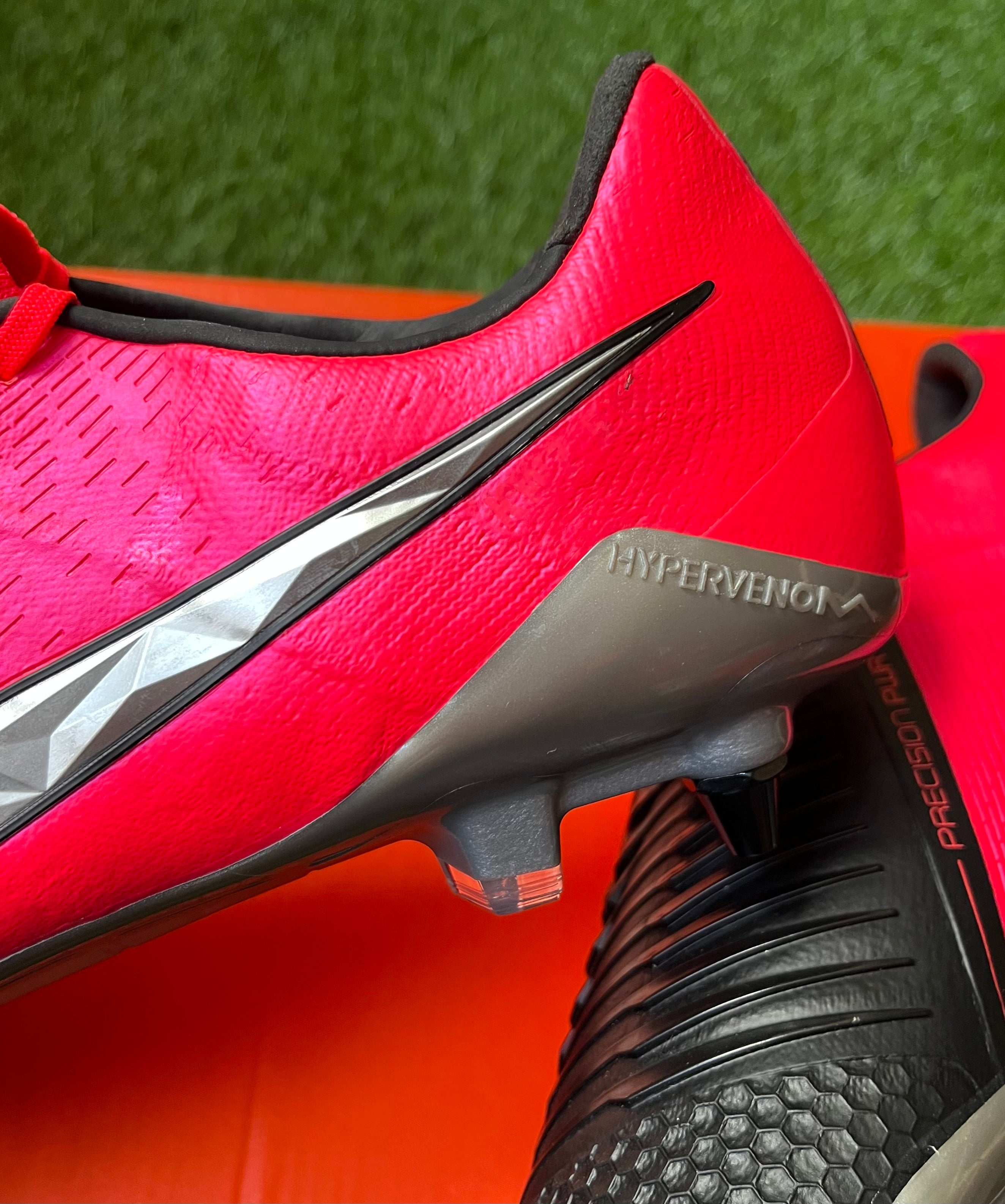 Nike Phantom Venom Elite SG