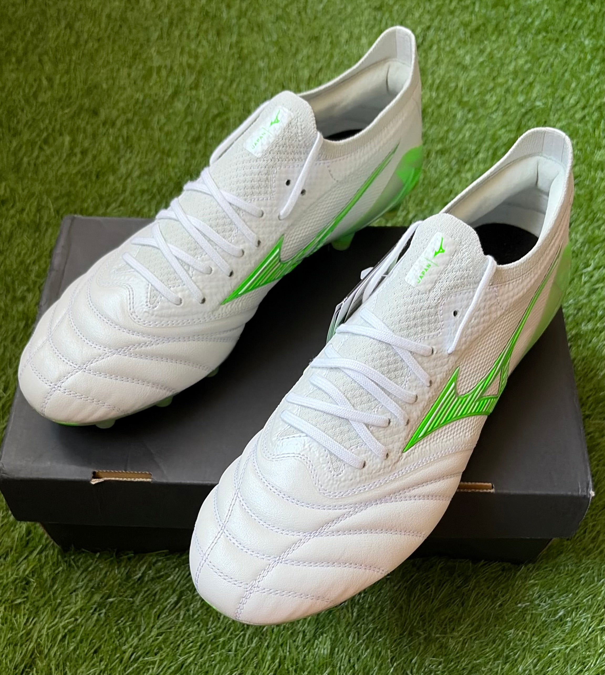 Mizuno Morelia Neo IV Elite Japan
