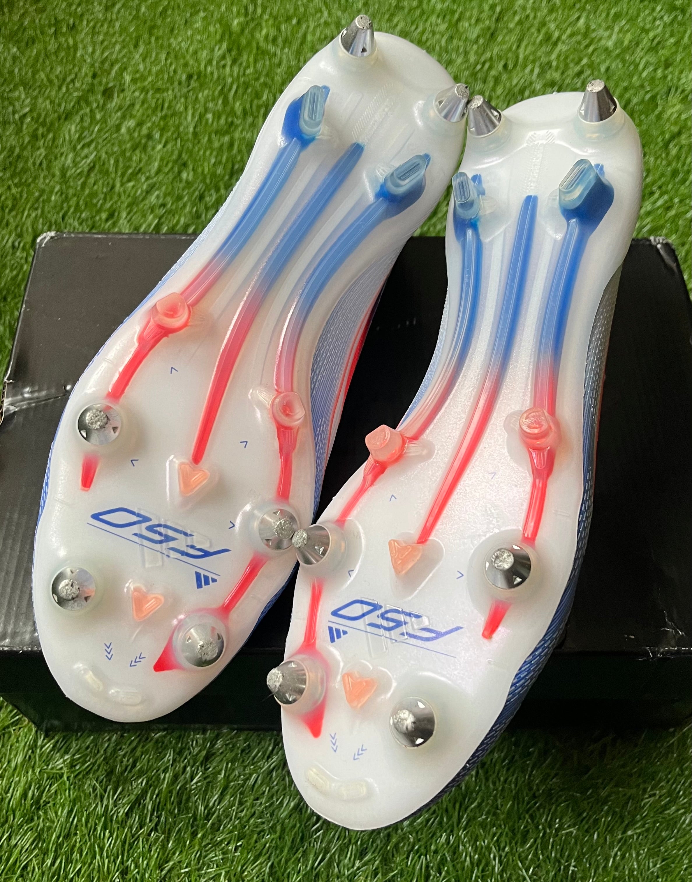 Adidas F50 Elite SG Laceless Pre Owned