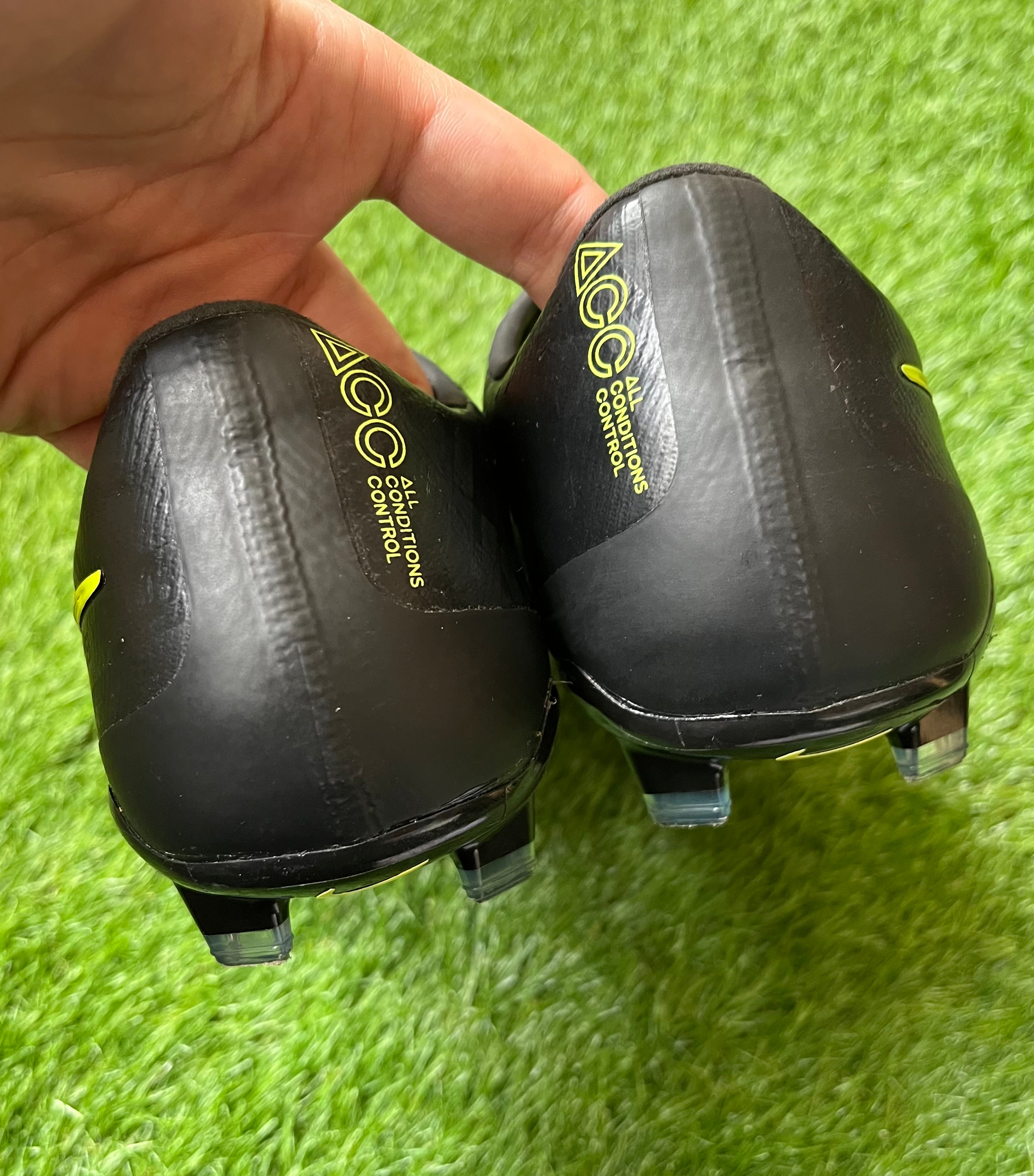 Nike Phantom Venom Elite FG Pre Owned